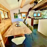 101 A Taveyanne 10pax Apartment Gryon