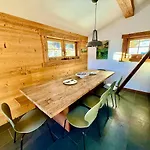 101 A Taveyanne 10pax Apartment