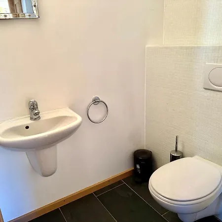 101 A Taveyanne 10pax *