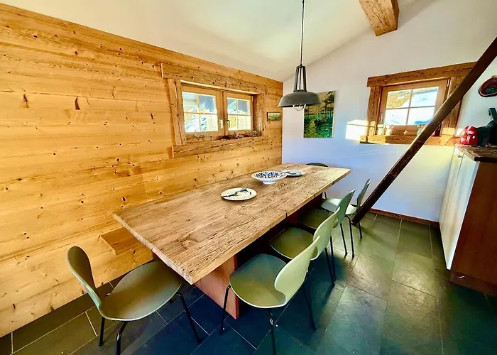 101 A Taveyanne 10pax アパート