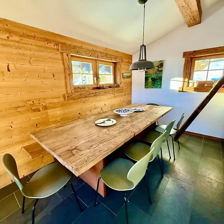 101 A Taveyanne 10pax Apartment